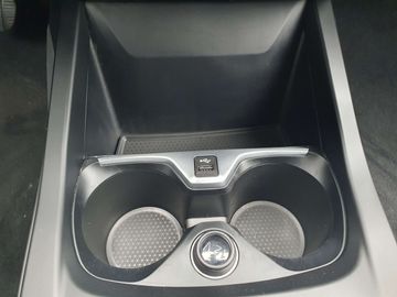 Car image 33