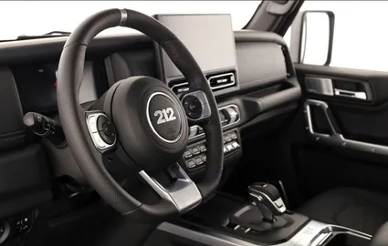 Car image 13