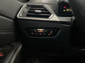 Car image 39