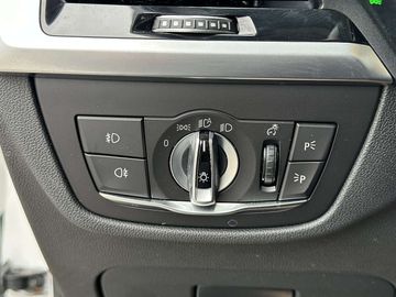 Car image 37