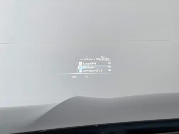 Car image 32