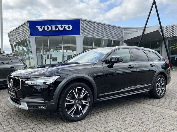 Volvo V90 Cross Country D5 AWD T8 173 kW image number 1