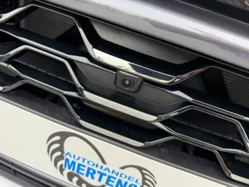Car image 47