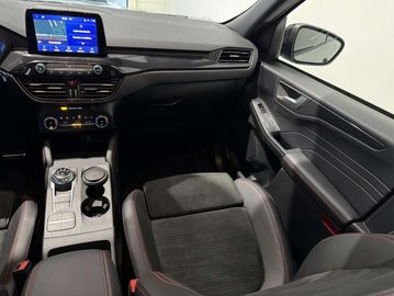 Car image 30