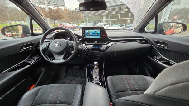 Toyota C-HR 1.8 90 kW image number 12