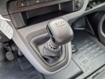 Car image 38