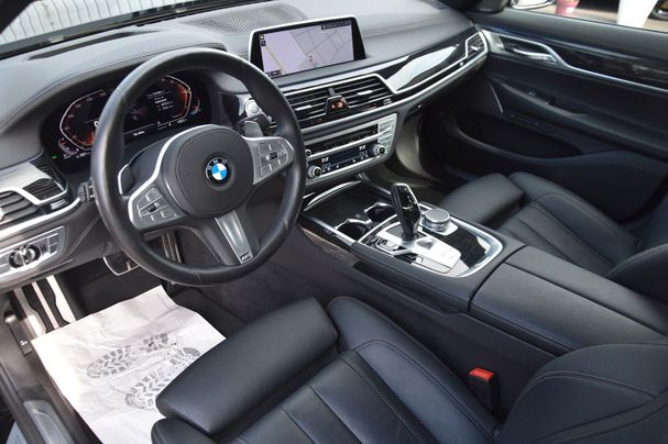 BMW 730d xDrive M Sport 210 kW image number 7