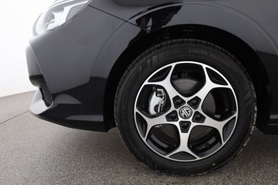 Car image 29