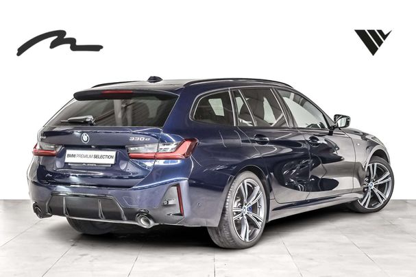 BMW 330e Touring xDrive 215 kW image number 3