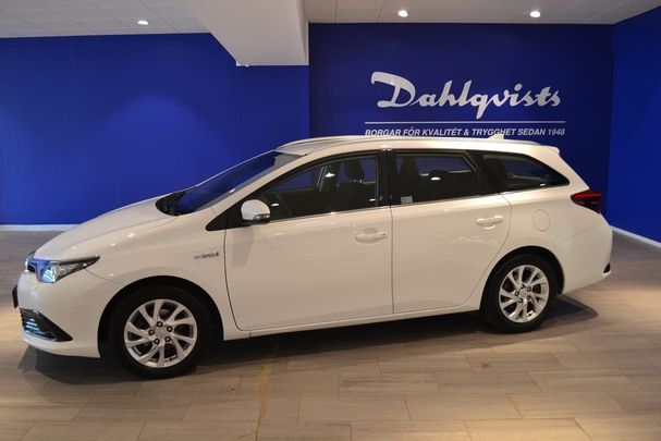 Toyota Auris Touring Sports Hybrid 101 kW image number 1