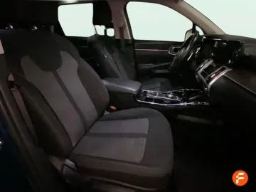 Car image 33