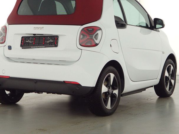 Smart ForTwo cabrio EQ 60 kW image number 9