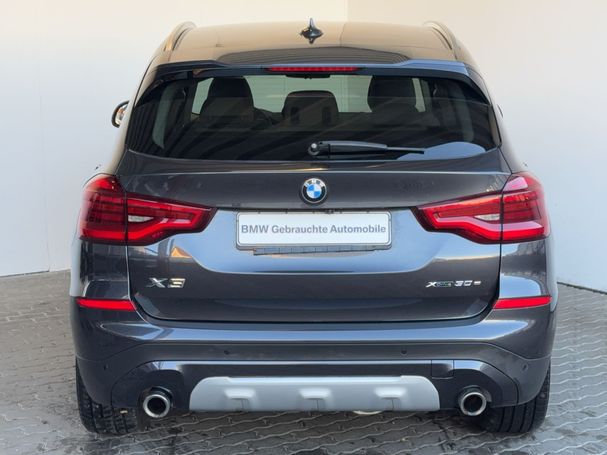 BMW X3 xDrive30e 215 kW image number 4