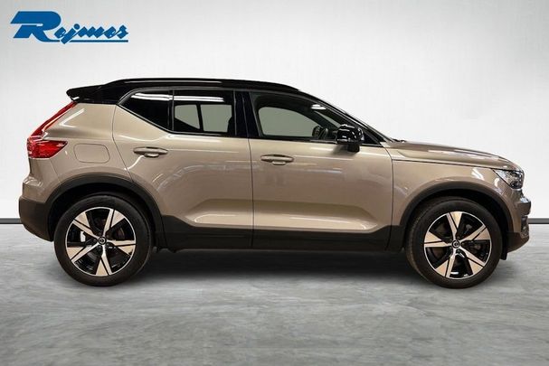 Volvo XC40 Recharge R T4 Design 155 kW image number 9