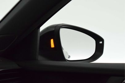 Car image 41