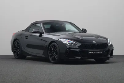 Car image 27