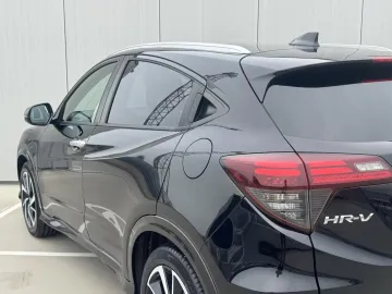 Car image 45