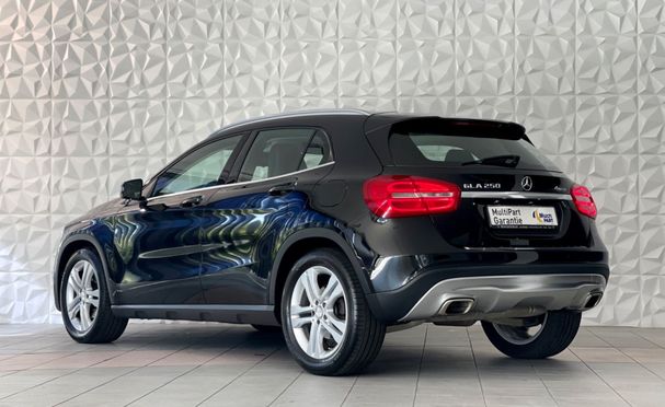 Mercedes-Benz GLA 250 4Matic 155 kW image number 4