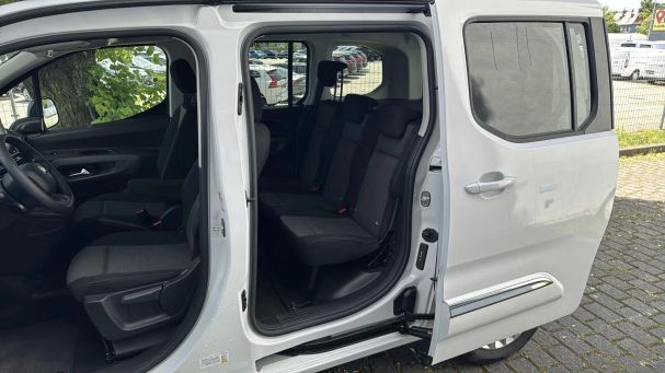 Toyota Proace Verso 75 kW image number 18