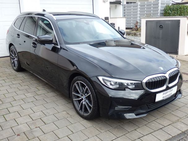 BMW 320i Touring 135 kW image number 2