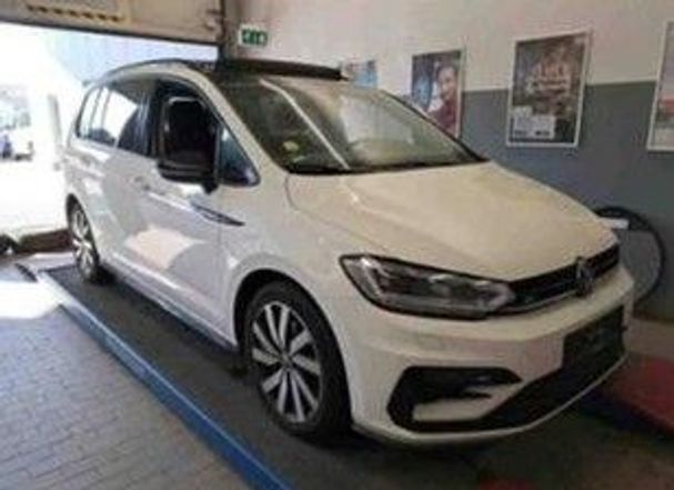 Volkswagen Touran 2.0 TDI DSG 110 kW image number 2