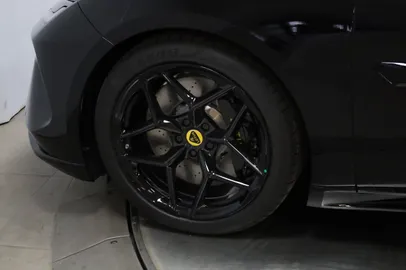 Car image 33