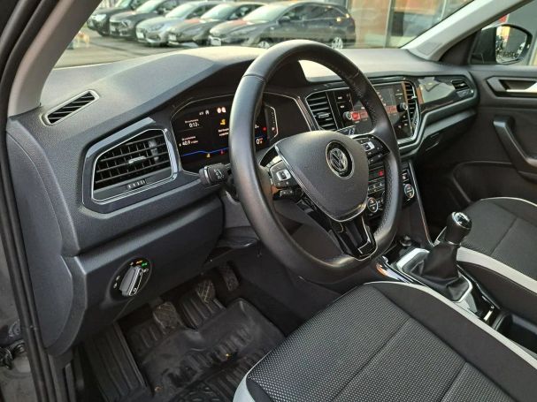 Volkswagen T-Roc 110 kW image number 17