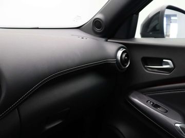 Car image 33