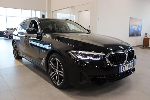 BMW 530 Touring xDrive 185 kW image number 2