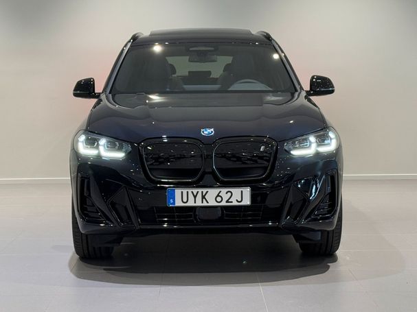 BMW iX3 210 kW image number 2