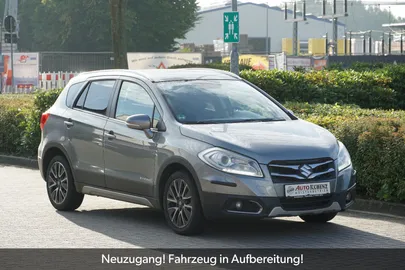 Car image 1