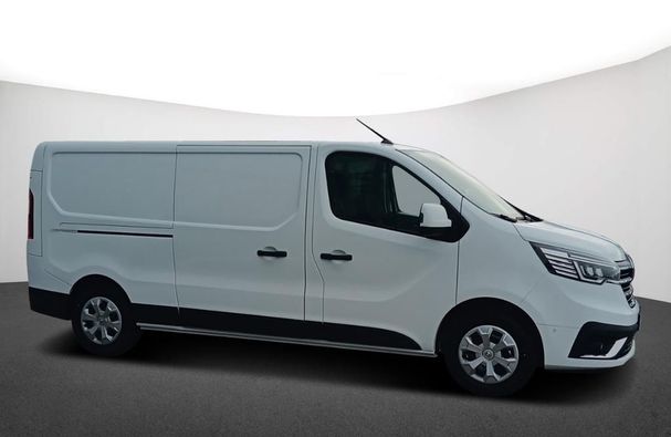 Renault Trafic E-Tech 90 kW image number 2