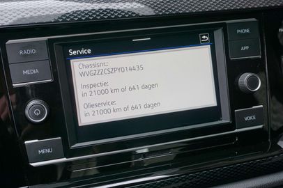 Car image 33