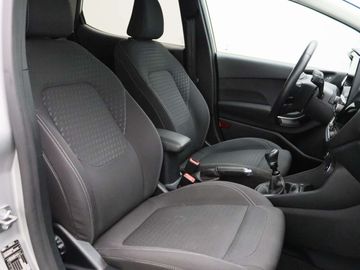 Car image 30