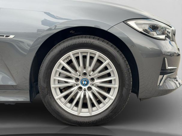 BMW 320 e 150 kW image number 13