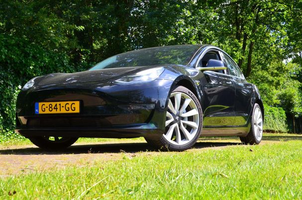 Tesla Model 3 Long Range AWD 258 kW image number 13