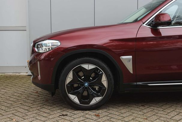 BMW iX3 210 kW image number 5