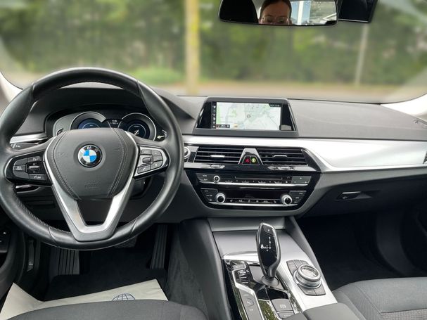 BMW 530 e 185 kW image number 6