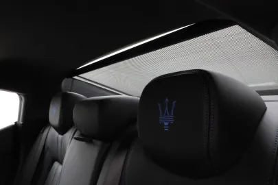 Car image 48