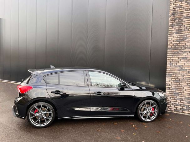 Ford Focus ST 2.3 EcoBoost 207 kW image number 6