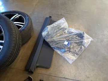 Car image 37