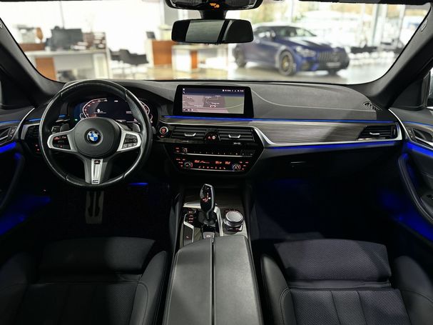 BMW 530d Touring 195 kW image number 38