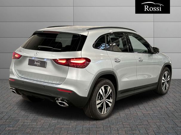 Mercedes-Benz GLA 180 d 85 kW image number 4