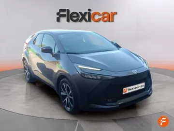 Car image 2