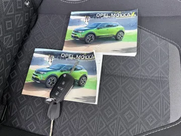 Car image 36