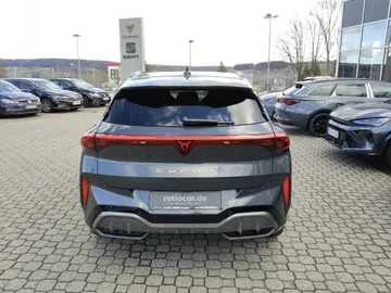 Car image 29