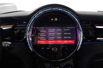 Car image 31