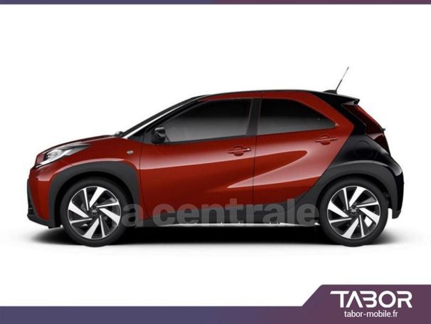 Toyota Aygo X 1.0 53 kW image number 3