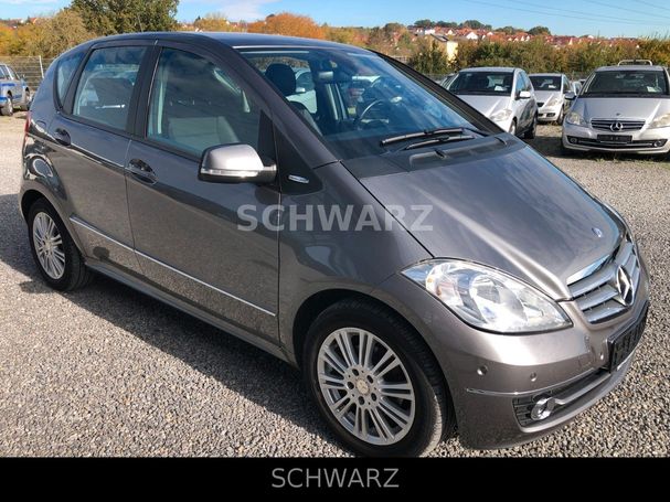 Mercedes-Benz A 180 Autotronic 85 kW image number 2