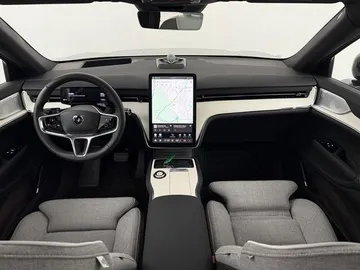 Car image 36